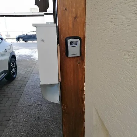 Apartment Charming Hideaway - Self Check-in - 1br *