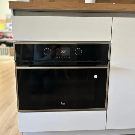 Charming Hideaway - Self Check-in - 1br Lejlighed *