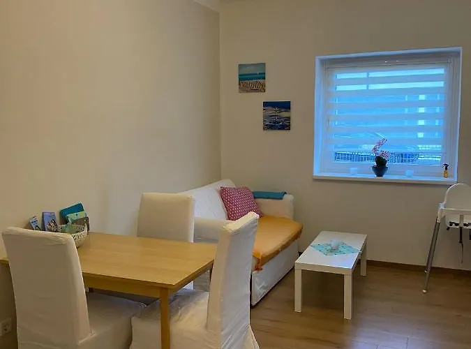 Charming Hideaway - Self Check-in - 1br Villach