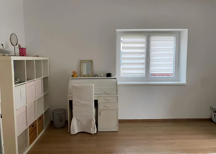 Charming Hideaway - Self Check-in - 1br * Villach