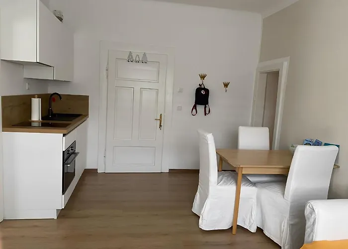 Apartment Charming Hideaway - Self Check-in - 1br Villach