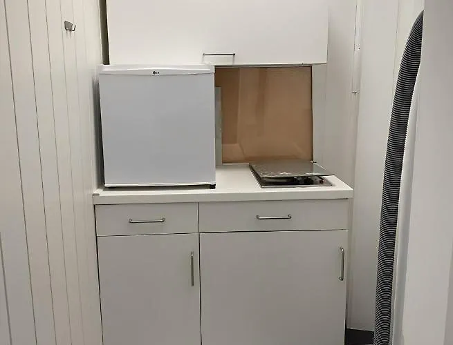 Charming Hideaway - Self Check-in - 1br Apartman Villach