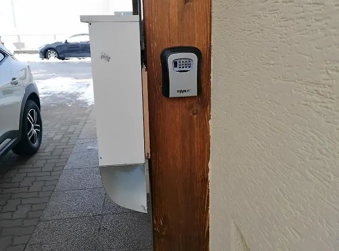 Apartment Charming Hideaway - Self Check-in - 1br *